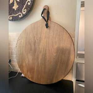 NWT Anthropologie Wooden Oversized   Round Cheese Cutting  Board